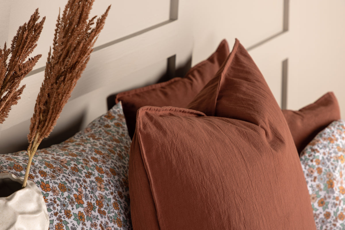 Venture Home Ronja Kuddfodral Rostad