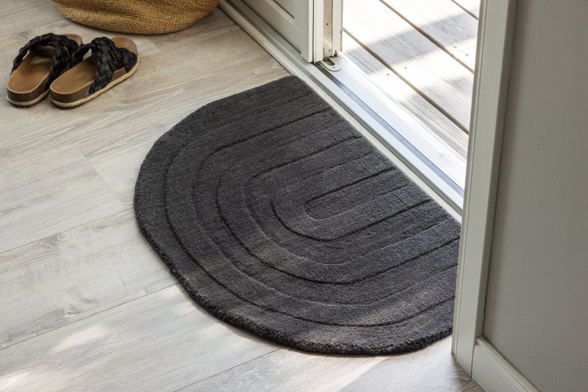 Venture Home Nora Oval Matta Svart