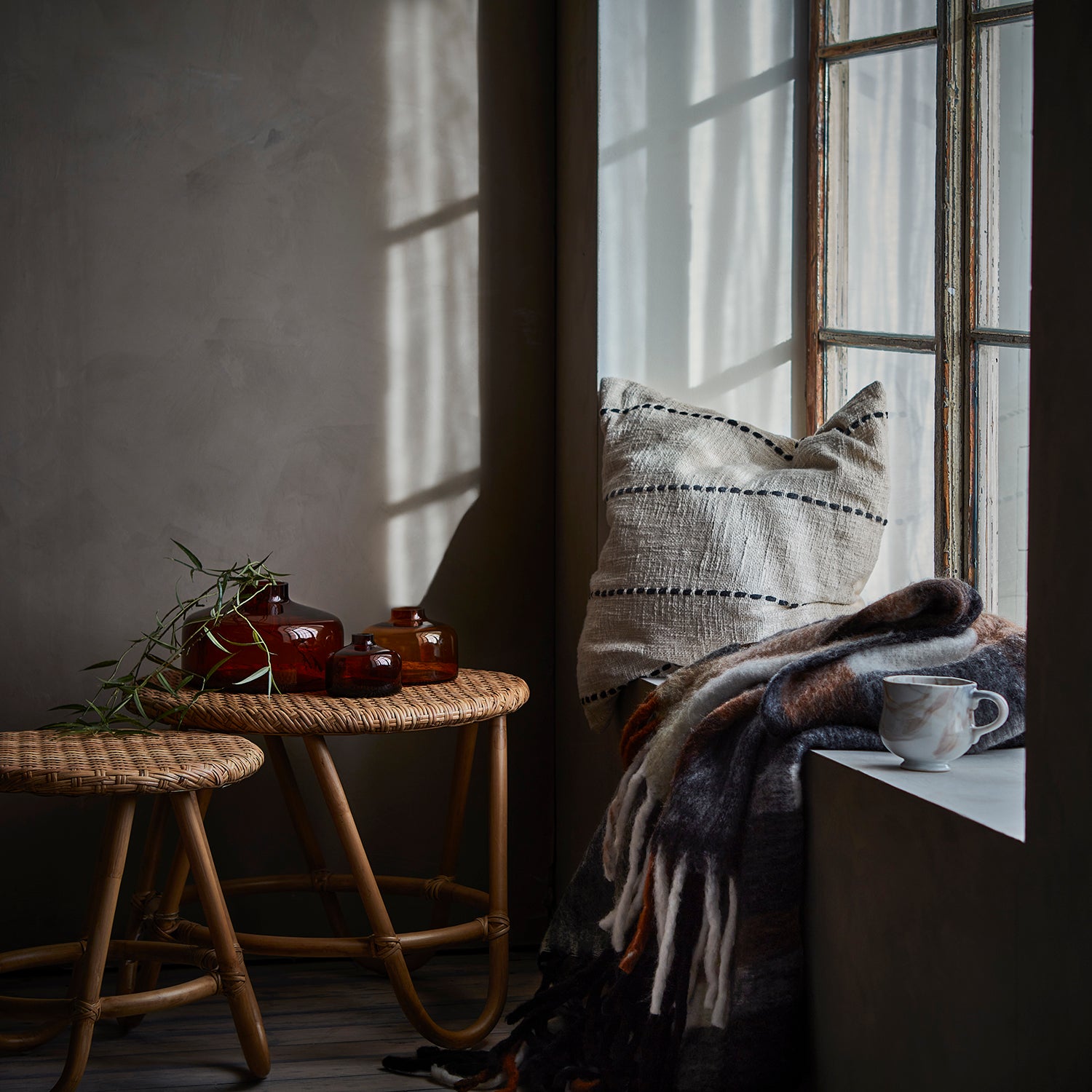 Affari Of Sweden FRASSE Filt, Svart/vit/terrakotta 2 pack