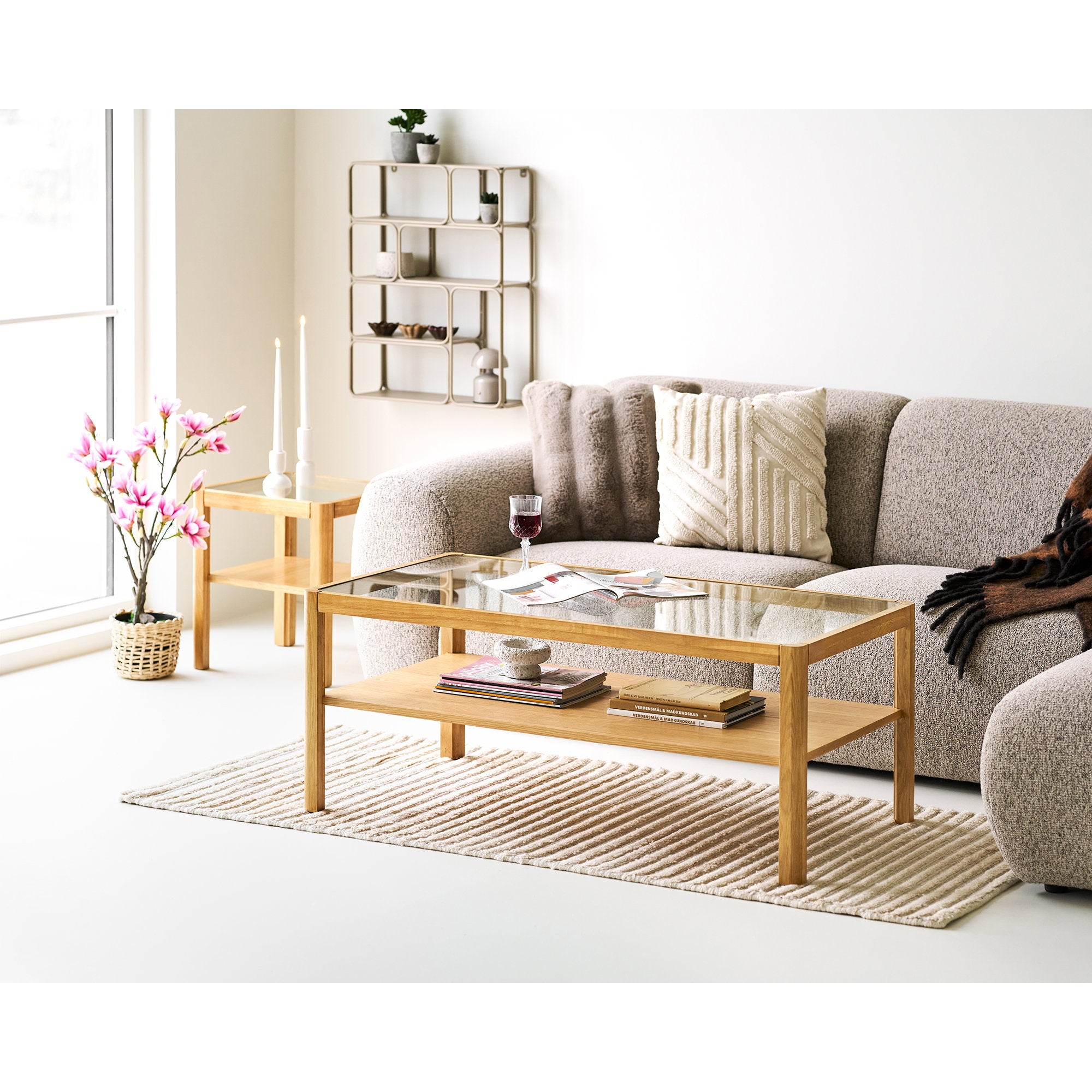 House Nordic Lanciano Vägghylla