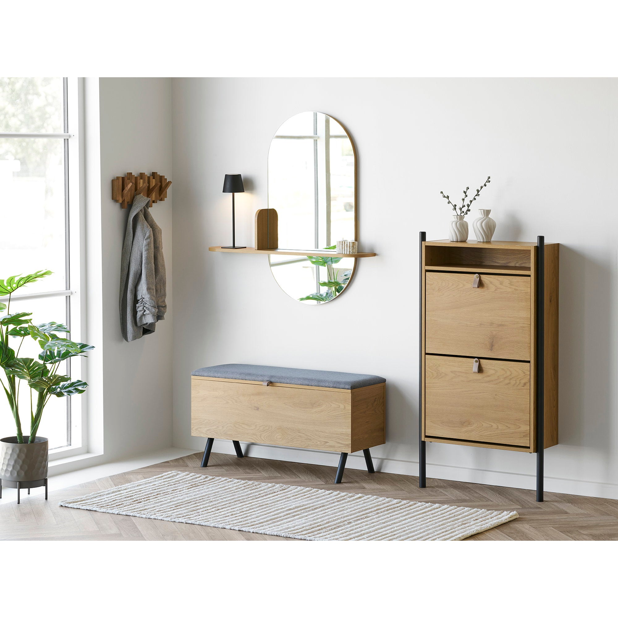 House Nordic Barco Spegel Med Hylla
