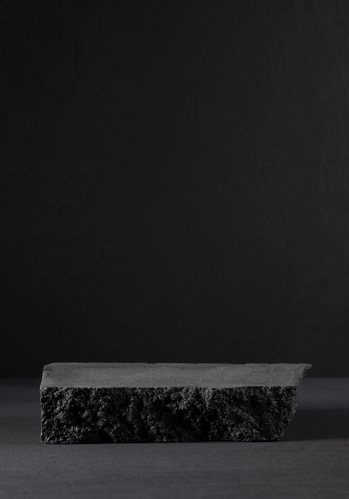 Venture Home Black rock Posters 70x100 Svart