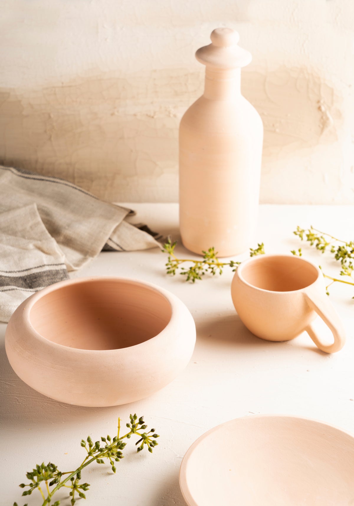 Venture Home Ceramics Posters 70x100 Beige