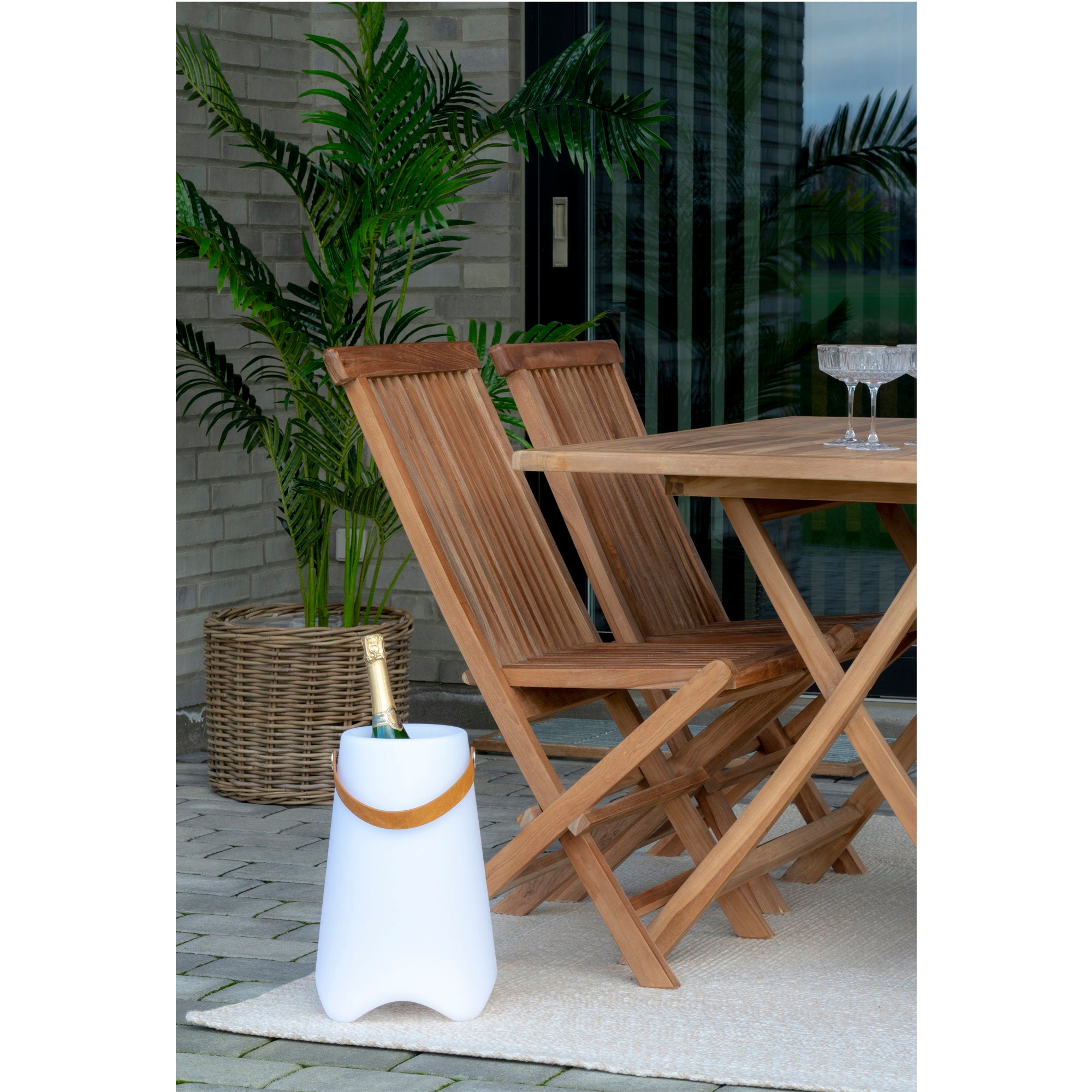 House Nordic Bristol LED Wine cooler
