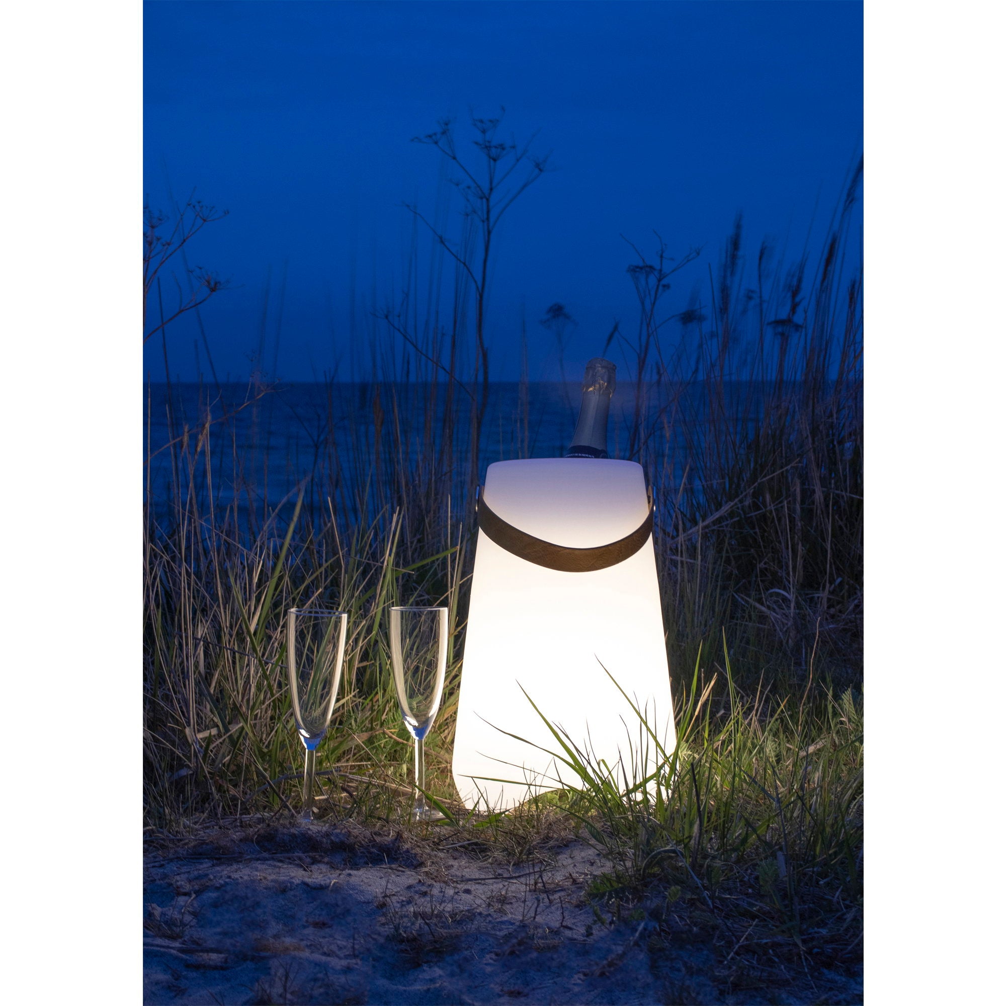 House Nordic Bristol LED Wine cooler