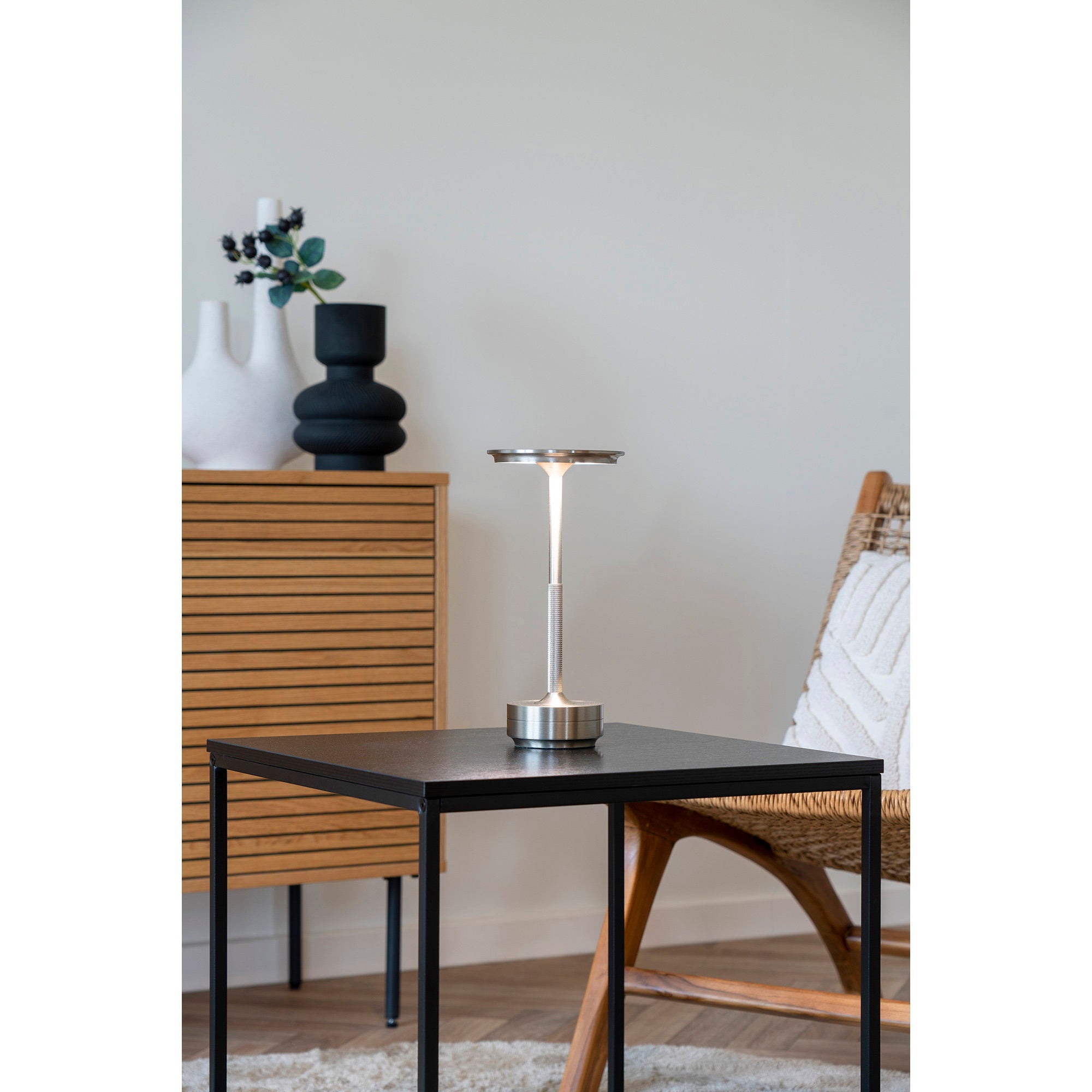 House Nordic Lyneham Bordslampa Silver