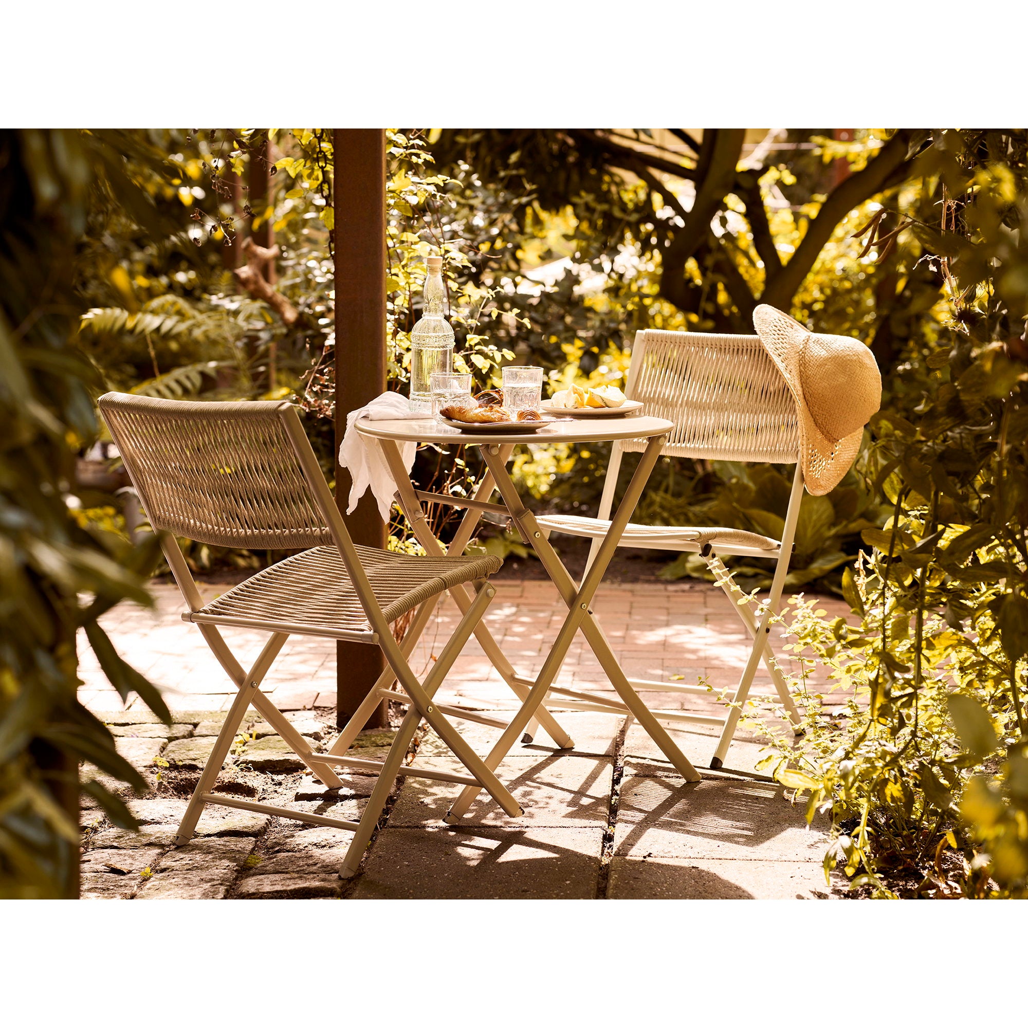 House Nordic Arcas Bistro Set