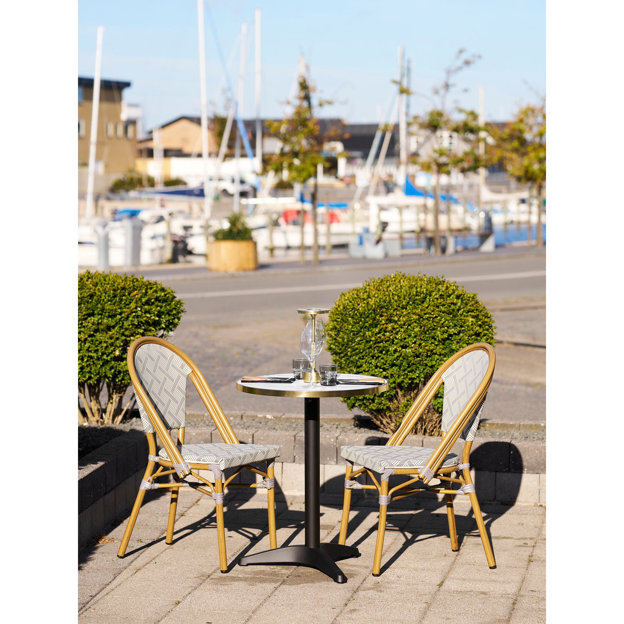 House Nordic Bistro Table Vit / Svart