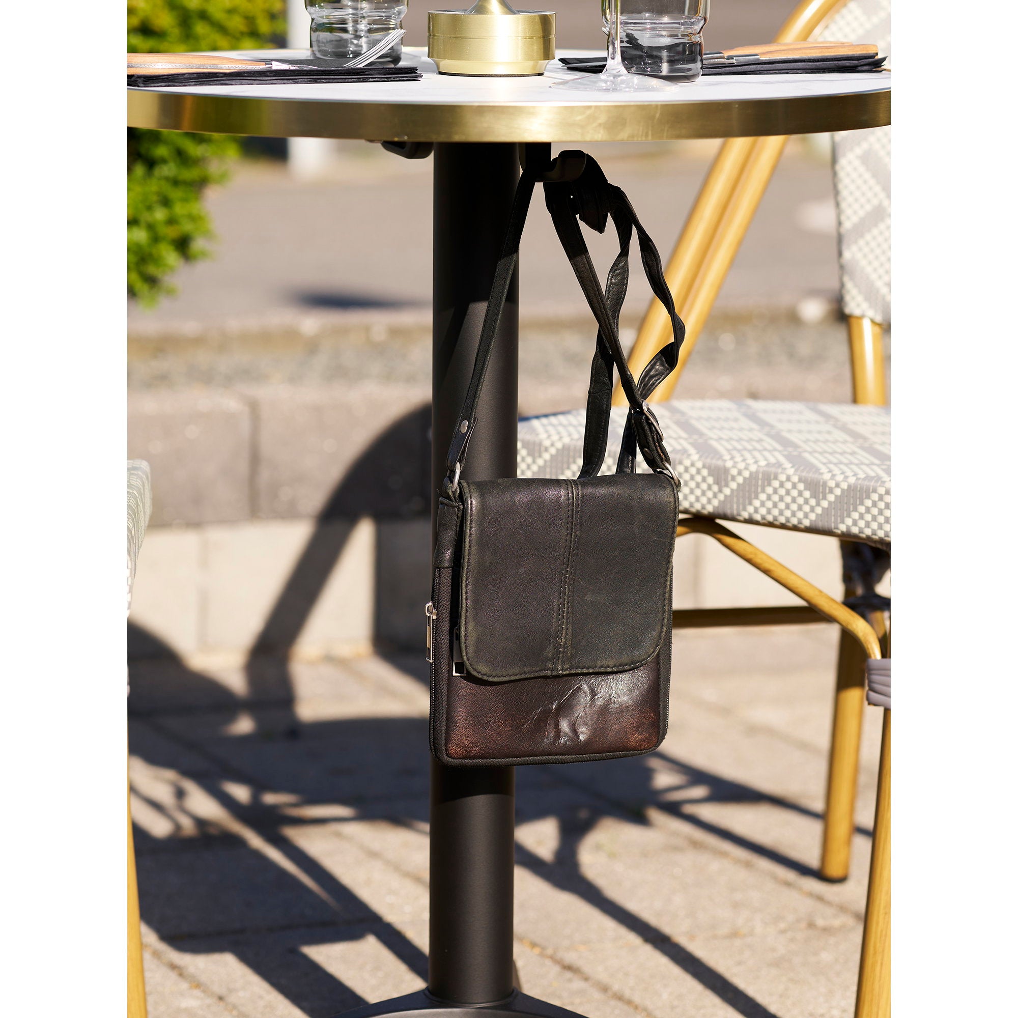 House Nordic Bistro Table Vit / Svart