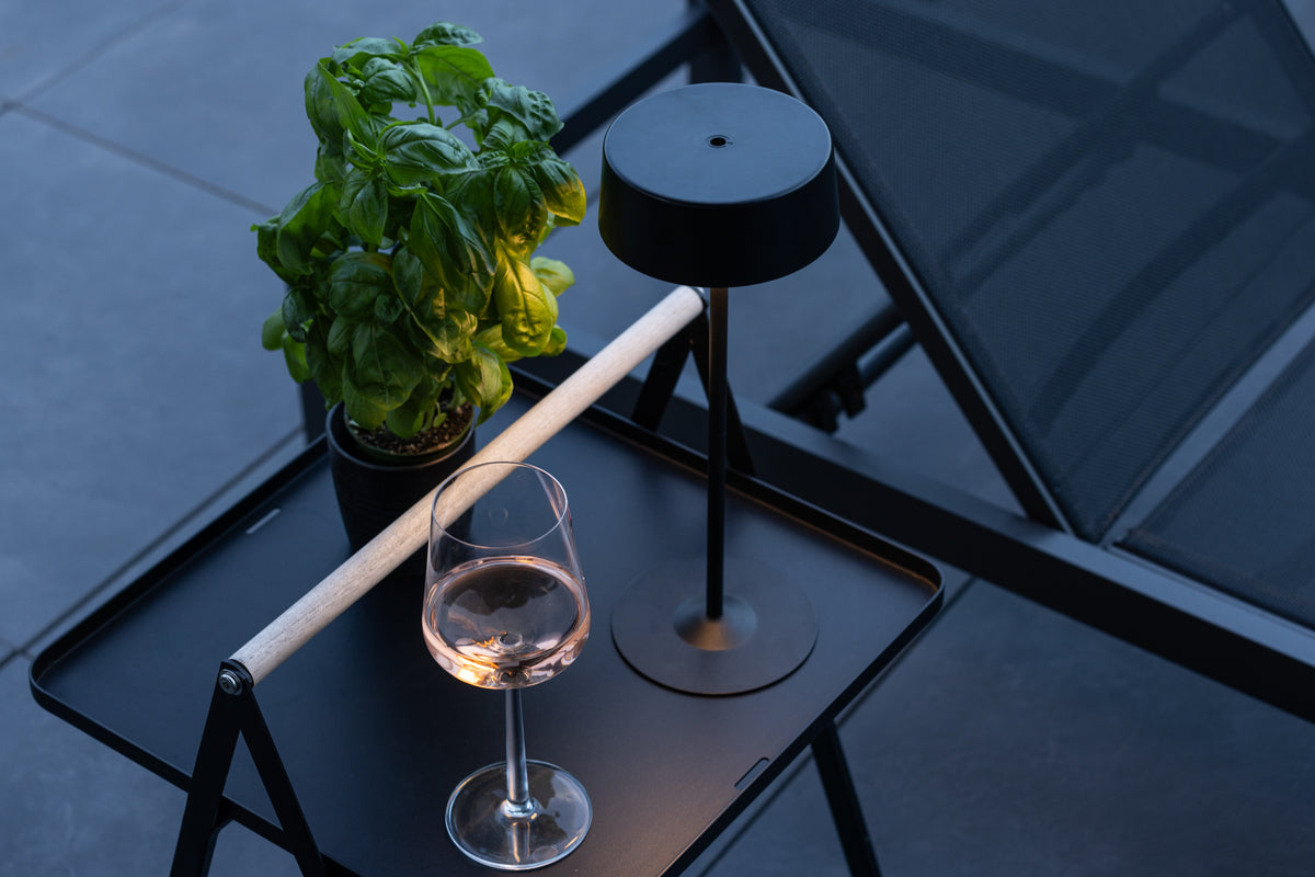 Venture Home Tern Bordslampa svart