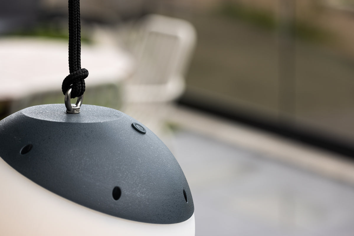 Venture Home Doris Taklampa