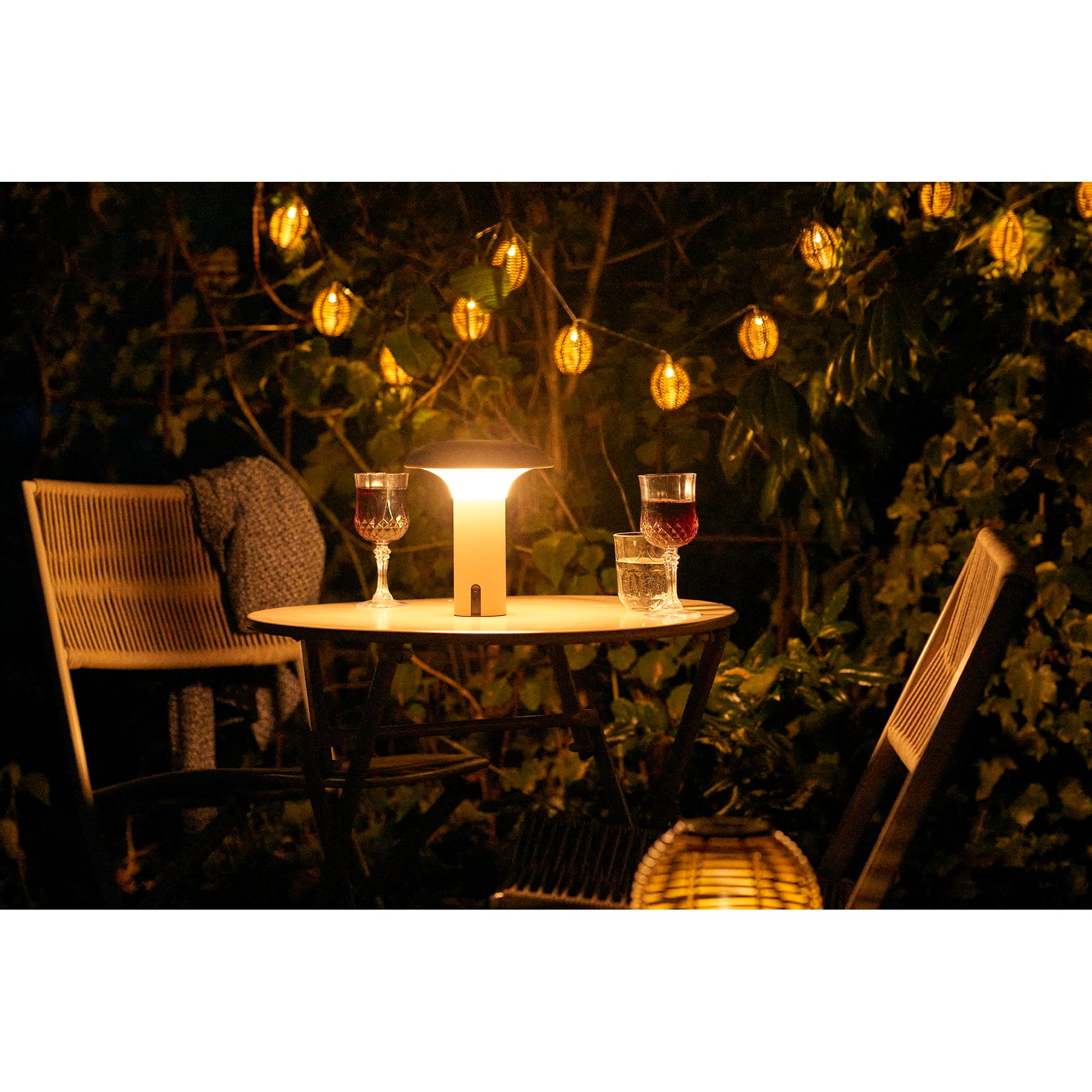House Nordic Ramsey LED Lampa Beige