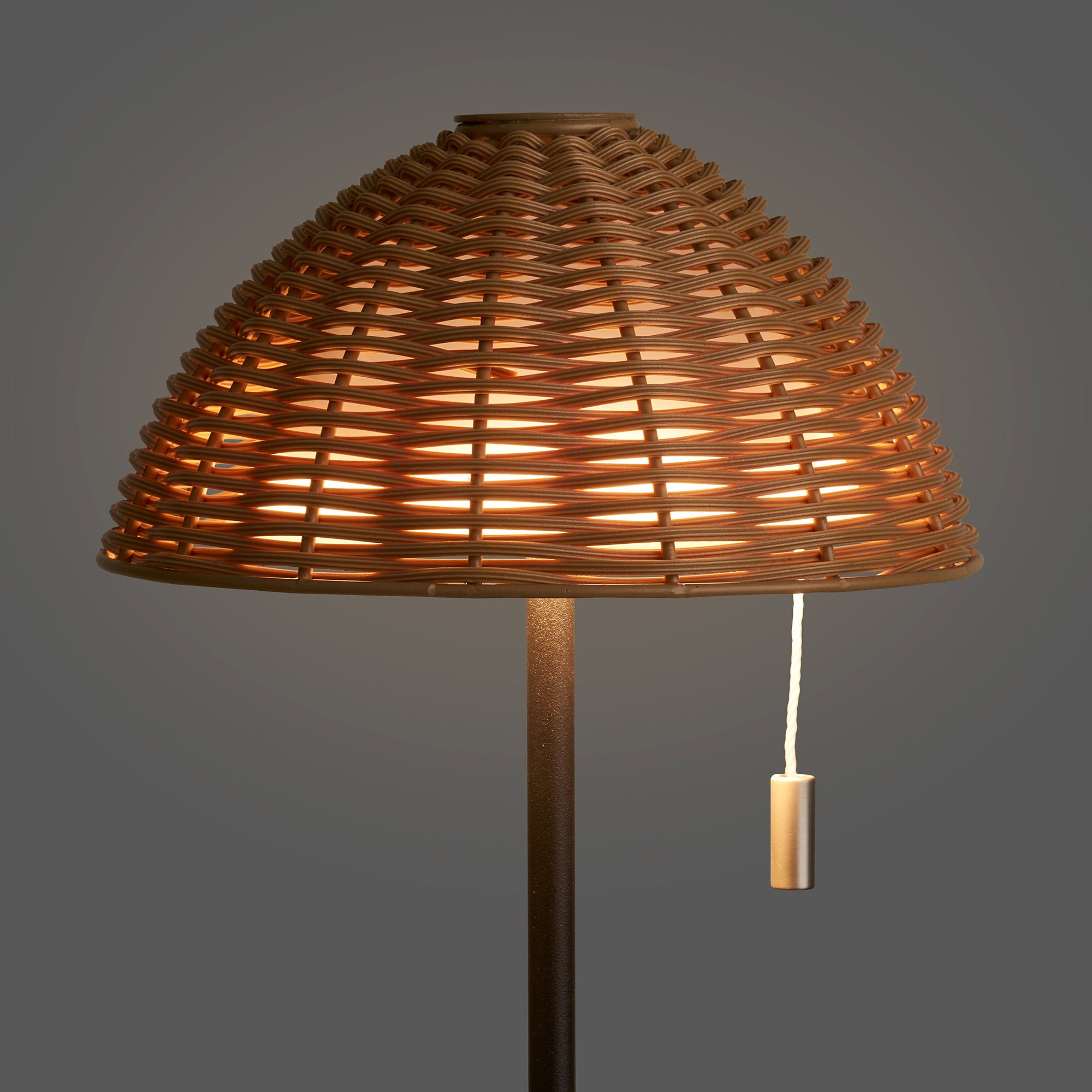 House Nordic Wigan LED Bordslampa