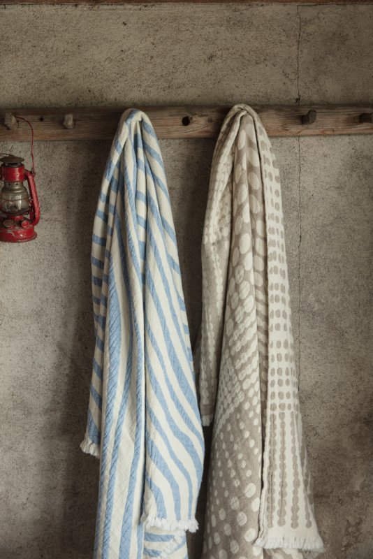 Almedahls Havet, pläd bomull, blå offwhite