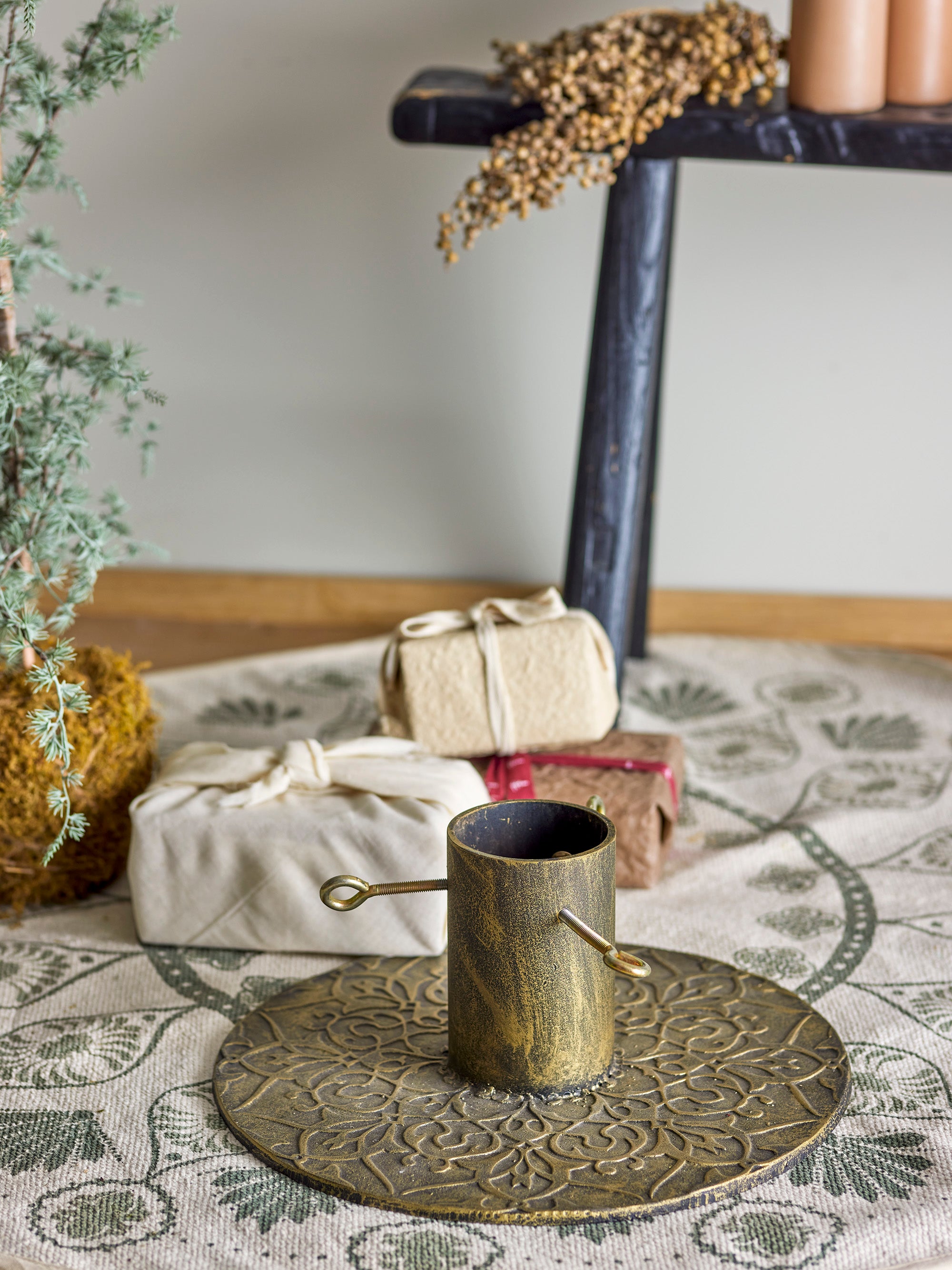 Bloomingville KAYRA Trädställ, Mässing, Gjutjärn