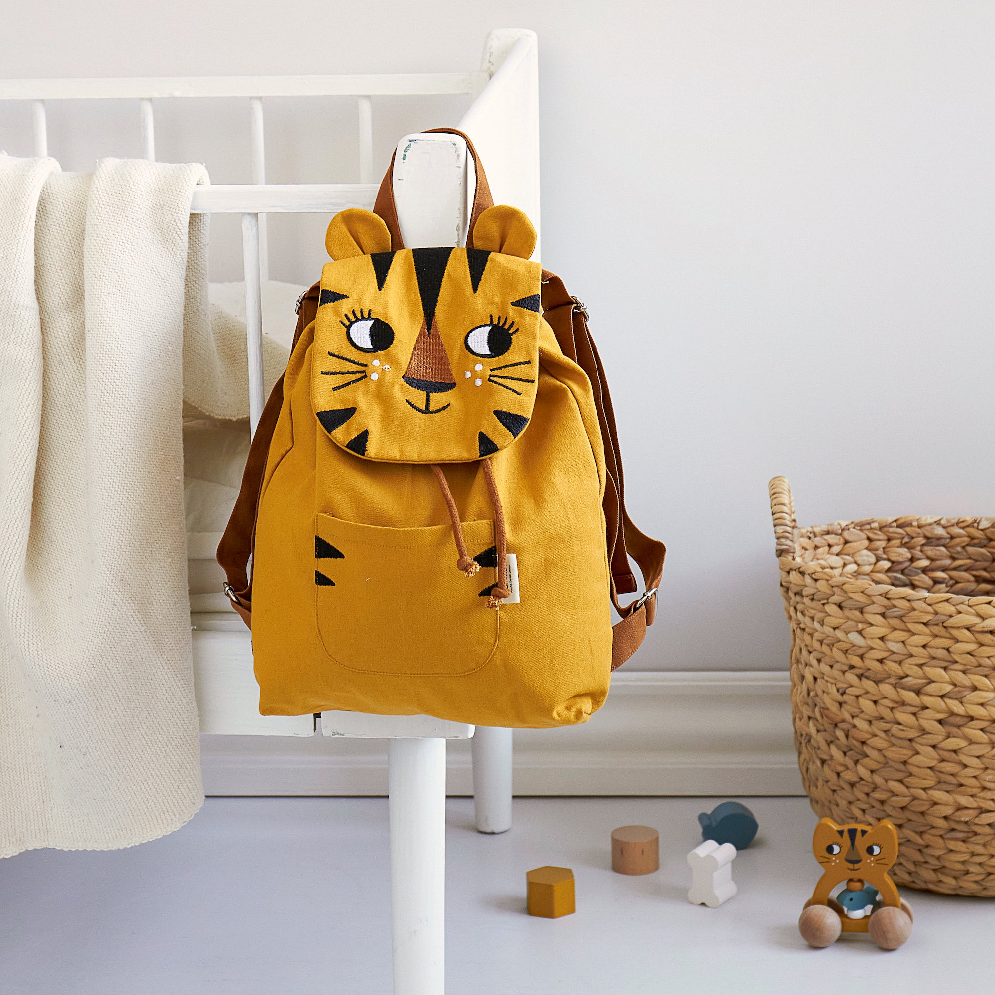 Roommate Backpack Tiger