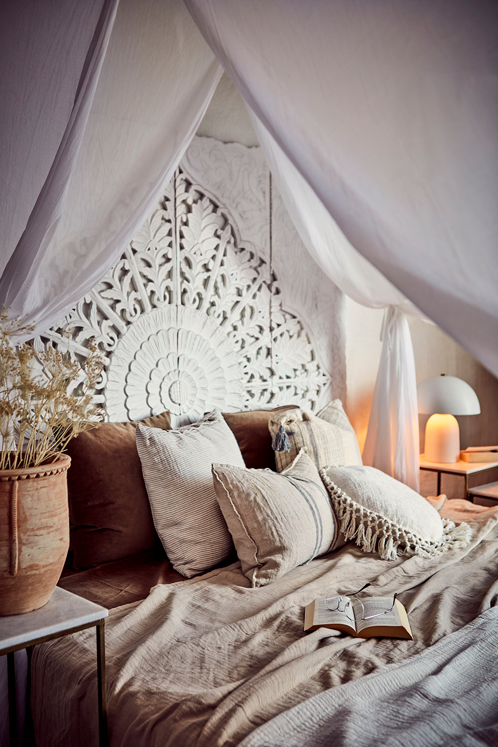 Affari Of Sweden FUNGI Bordslampa M, Vit