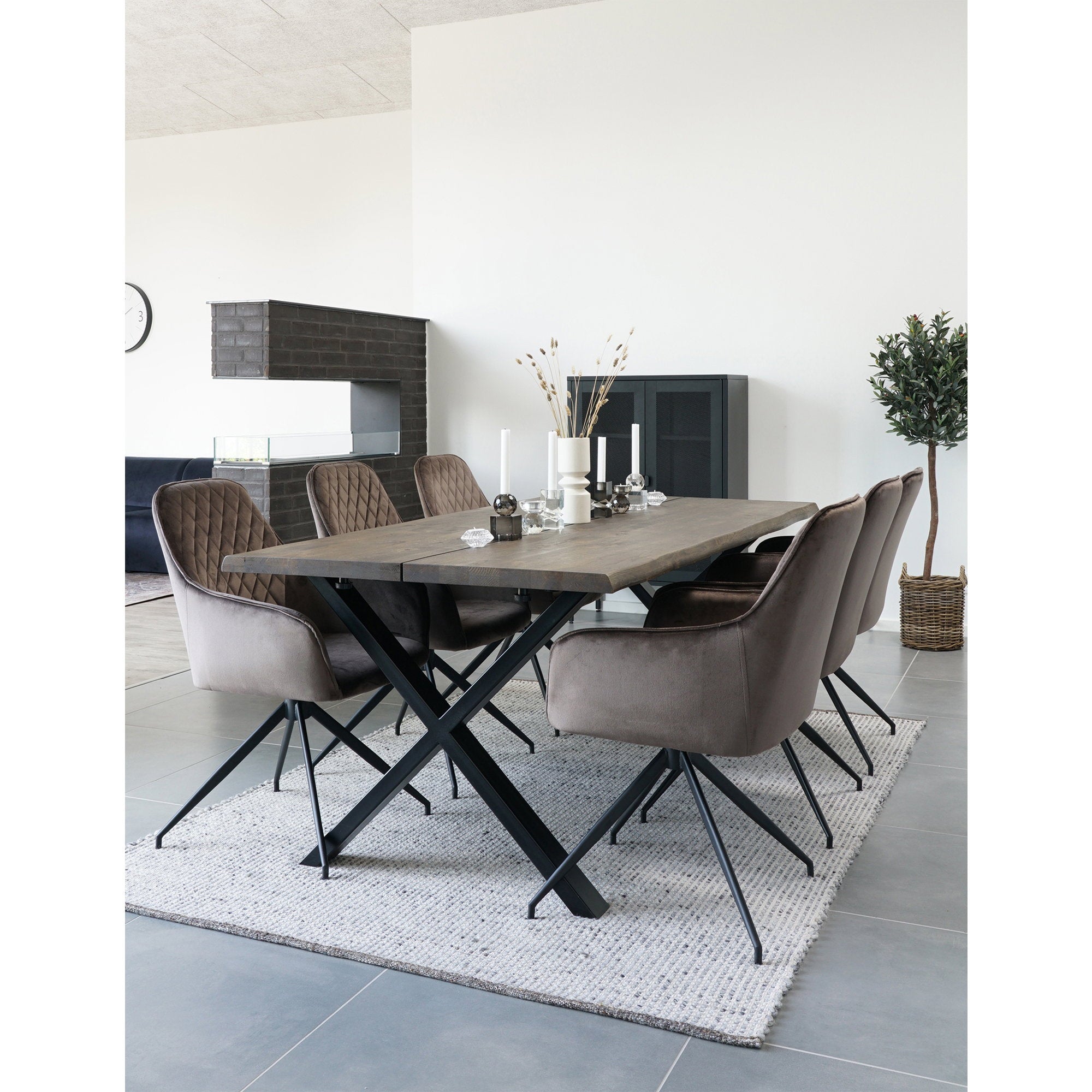 House Nordic Harbo Matstol with swivel Light Brun