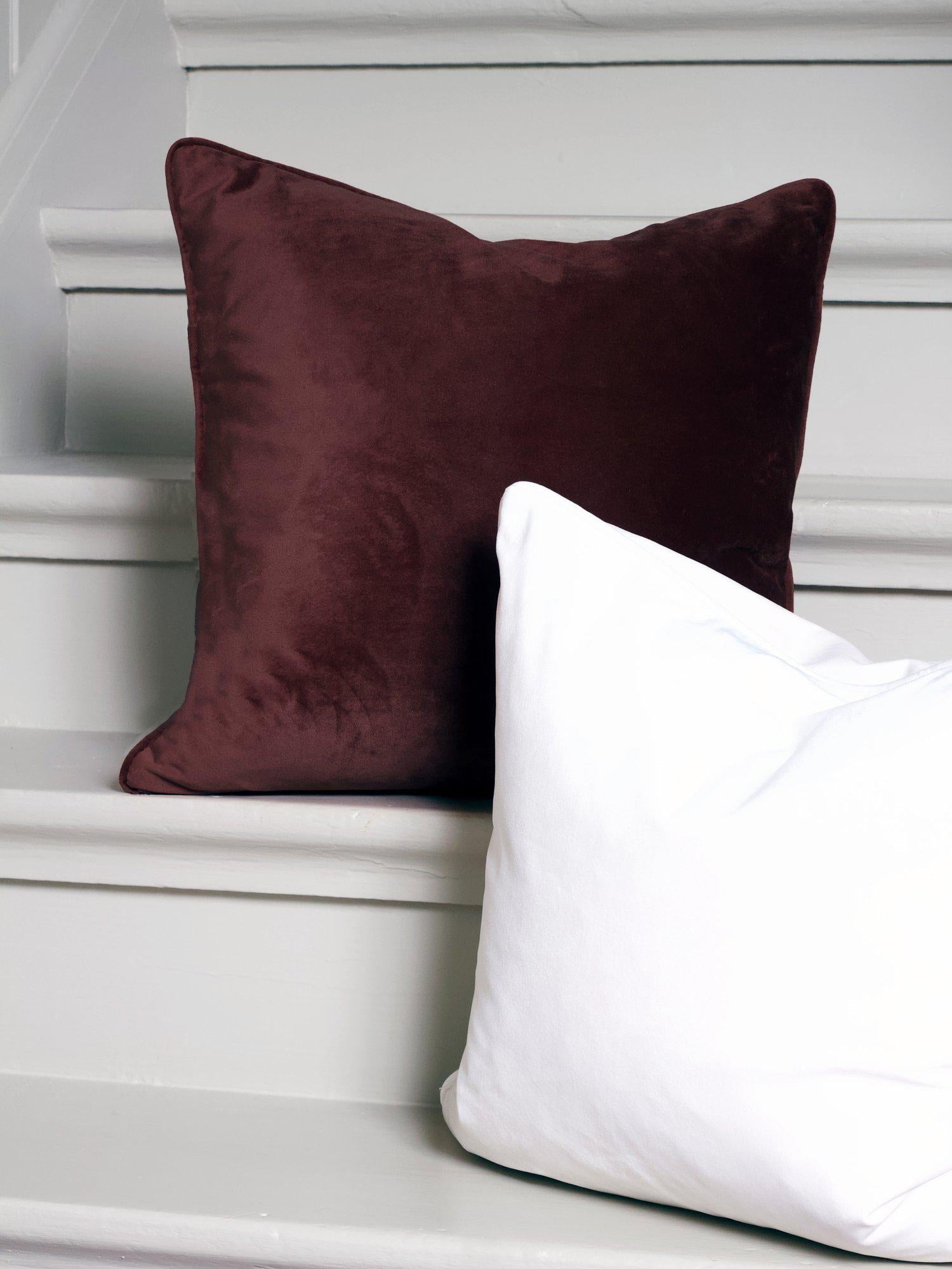 Svanefors Estelle Kuddfodral Aubergine 45x45cm