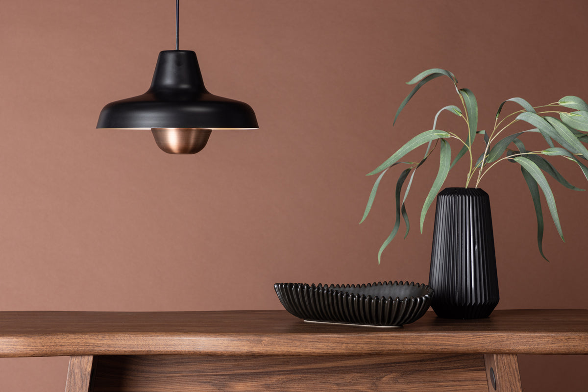 Venture Home Högbyn Taklampa Svart