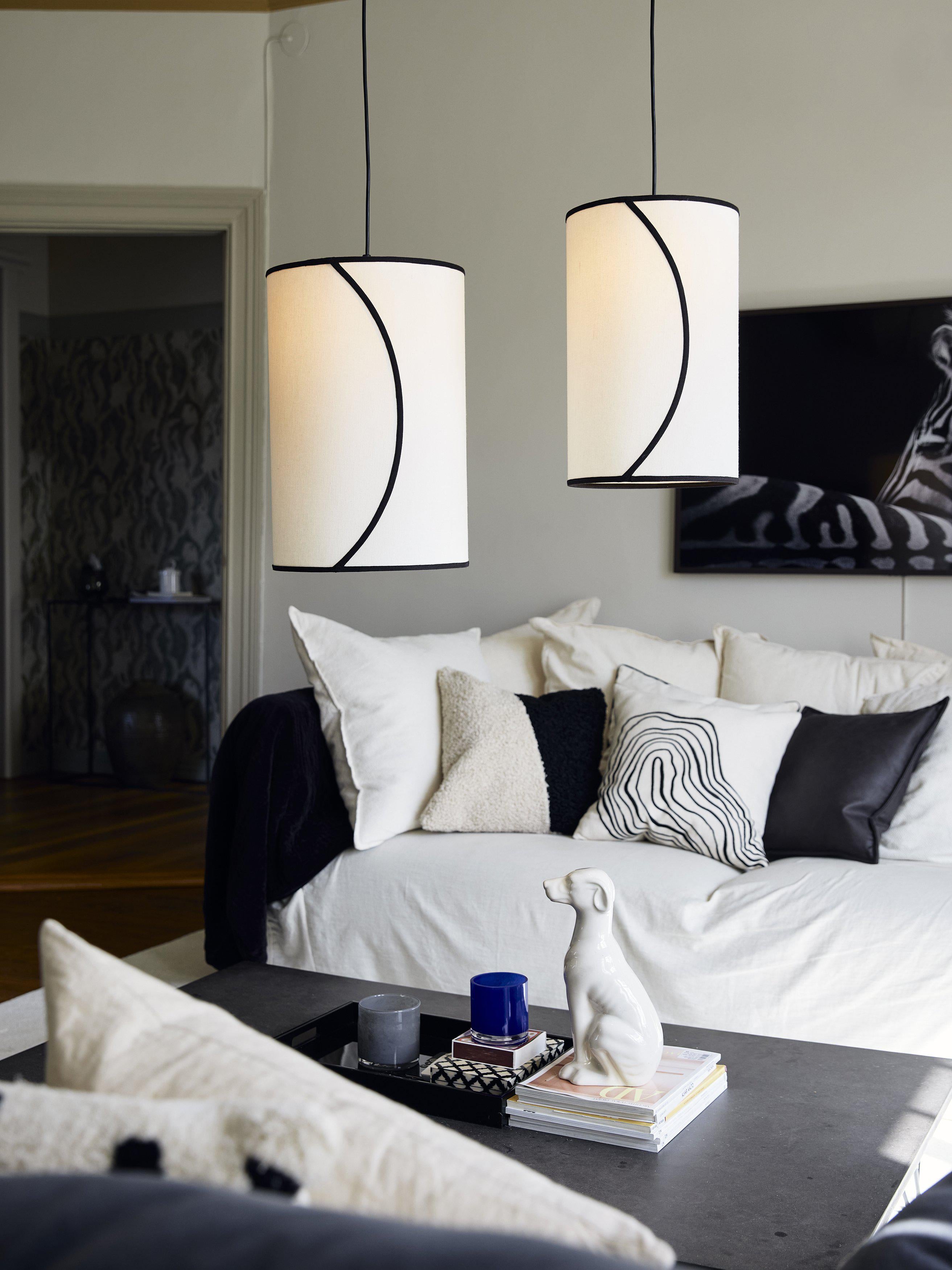 PR Home Ava taklampa Offwhite/svart 25cm