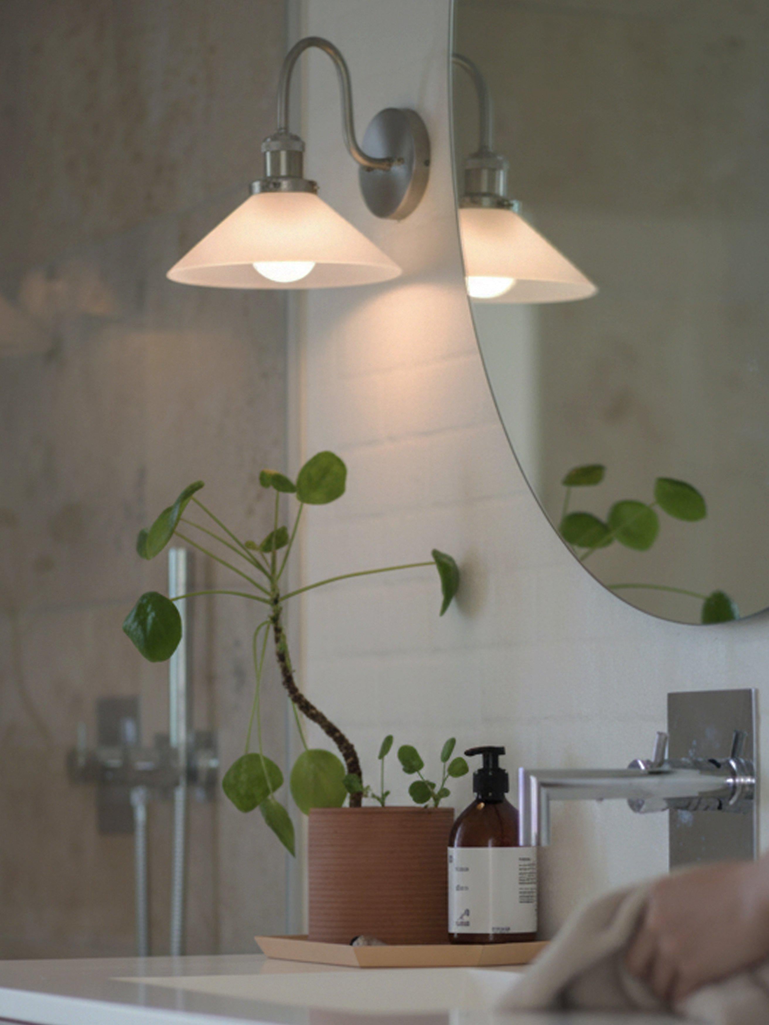 PR Home August Vägglampa Opal Krom 25cm