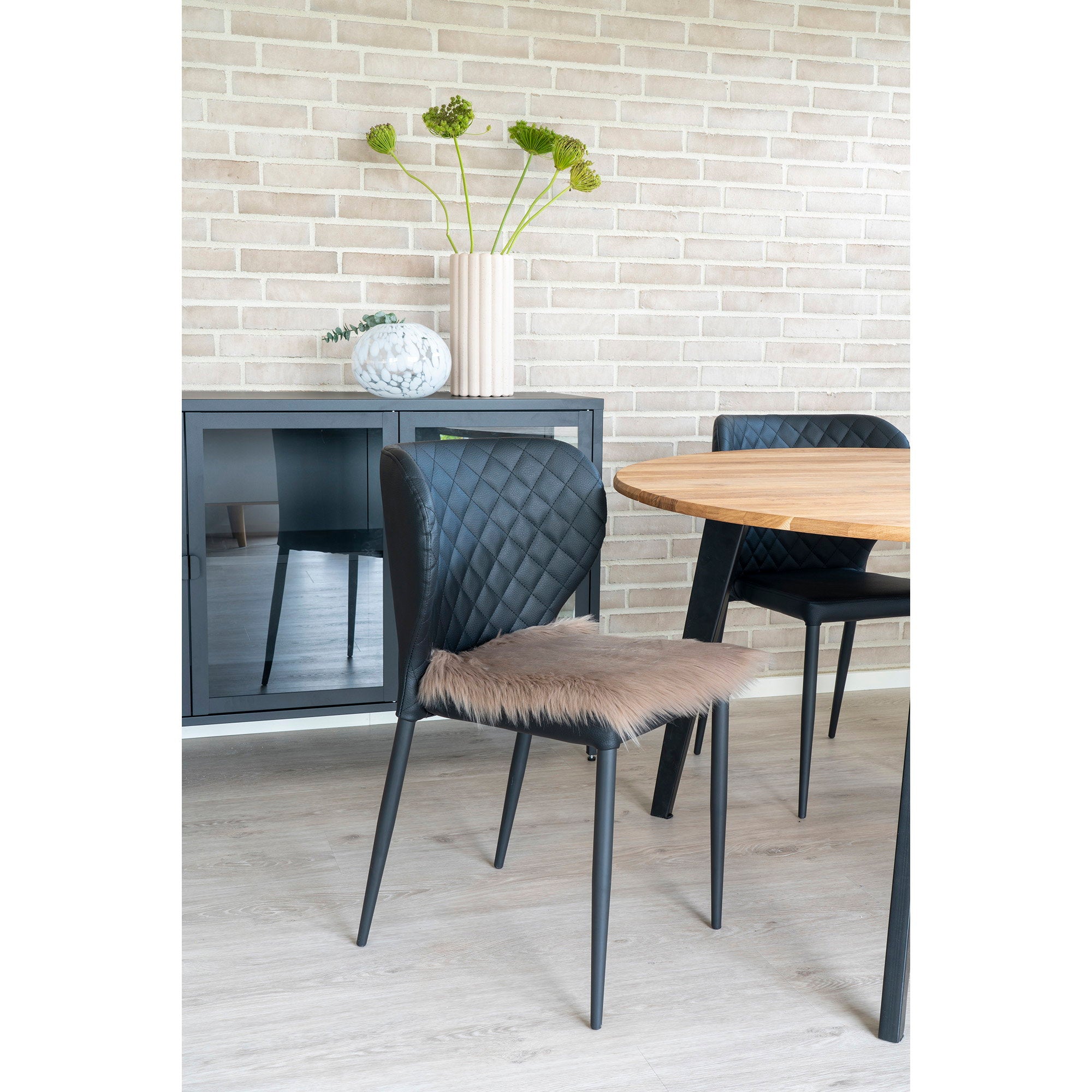 House Nordic Lambskin Seat Artificial Light Brun