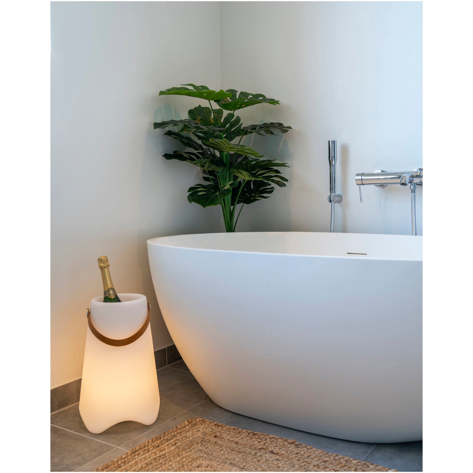 House Nordic Bristol LED Wine cooler