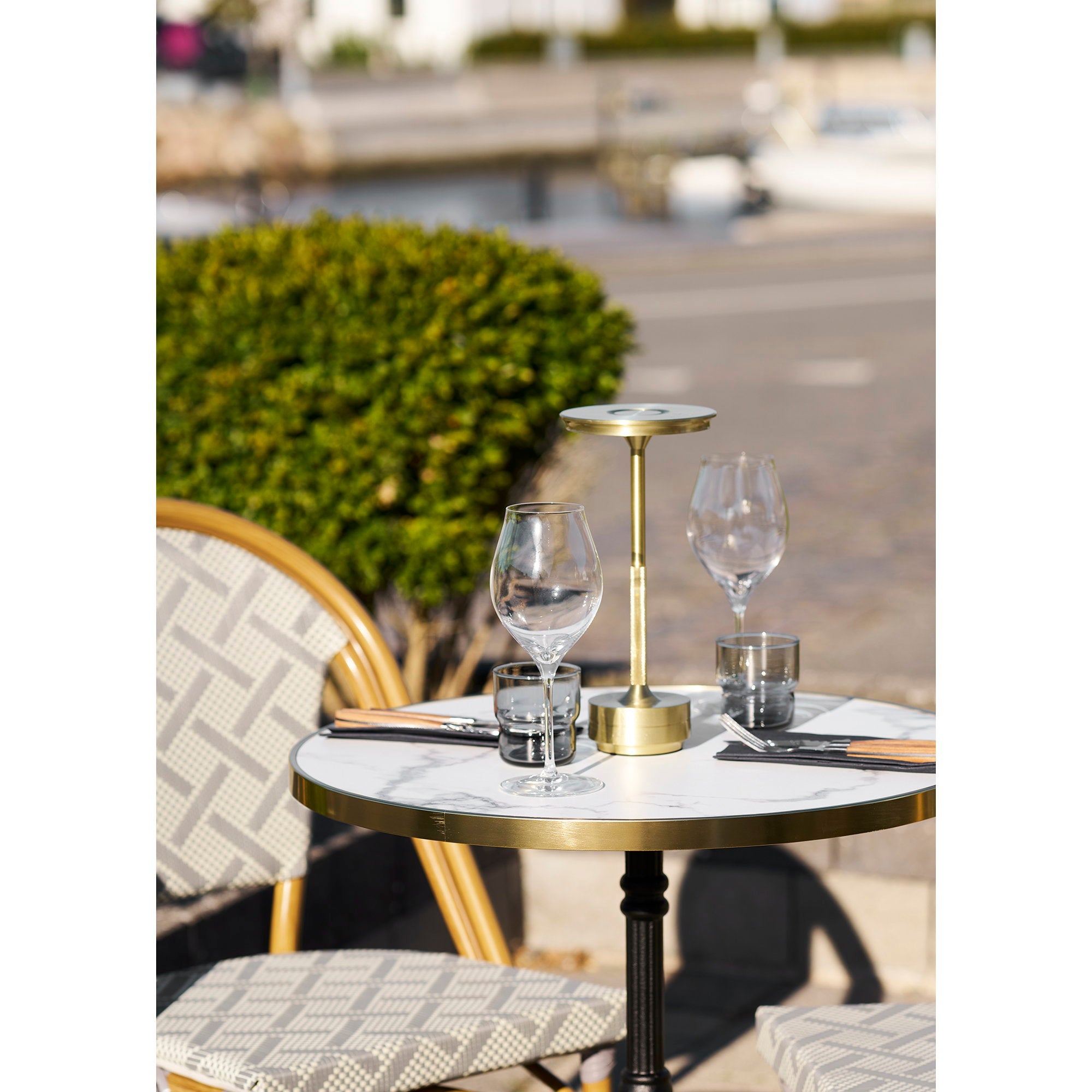 House Nordic Bistro Table Vit / Svart
