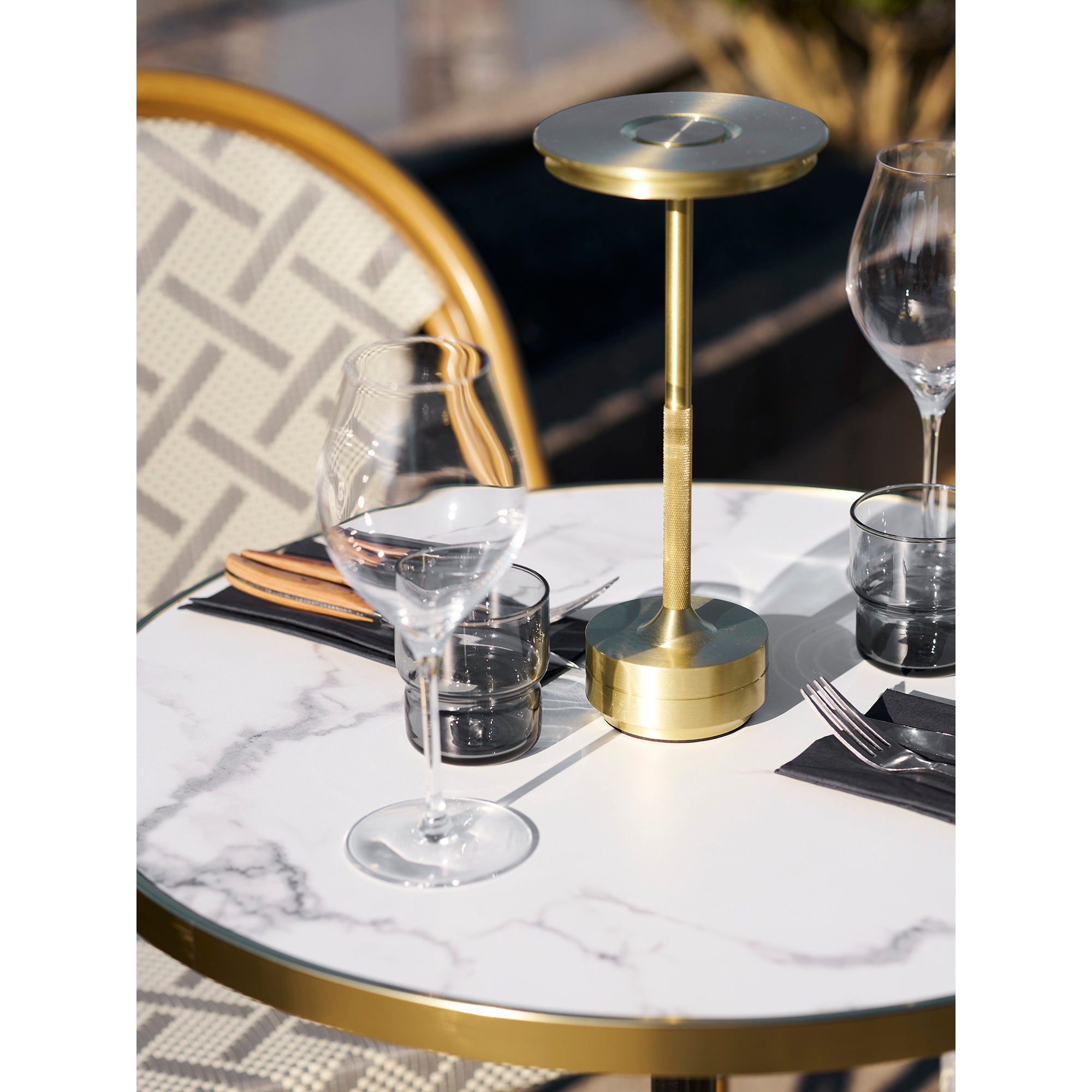 House Nordic Bistro Table Vit / Svart