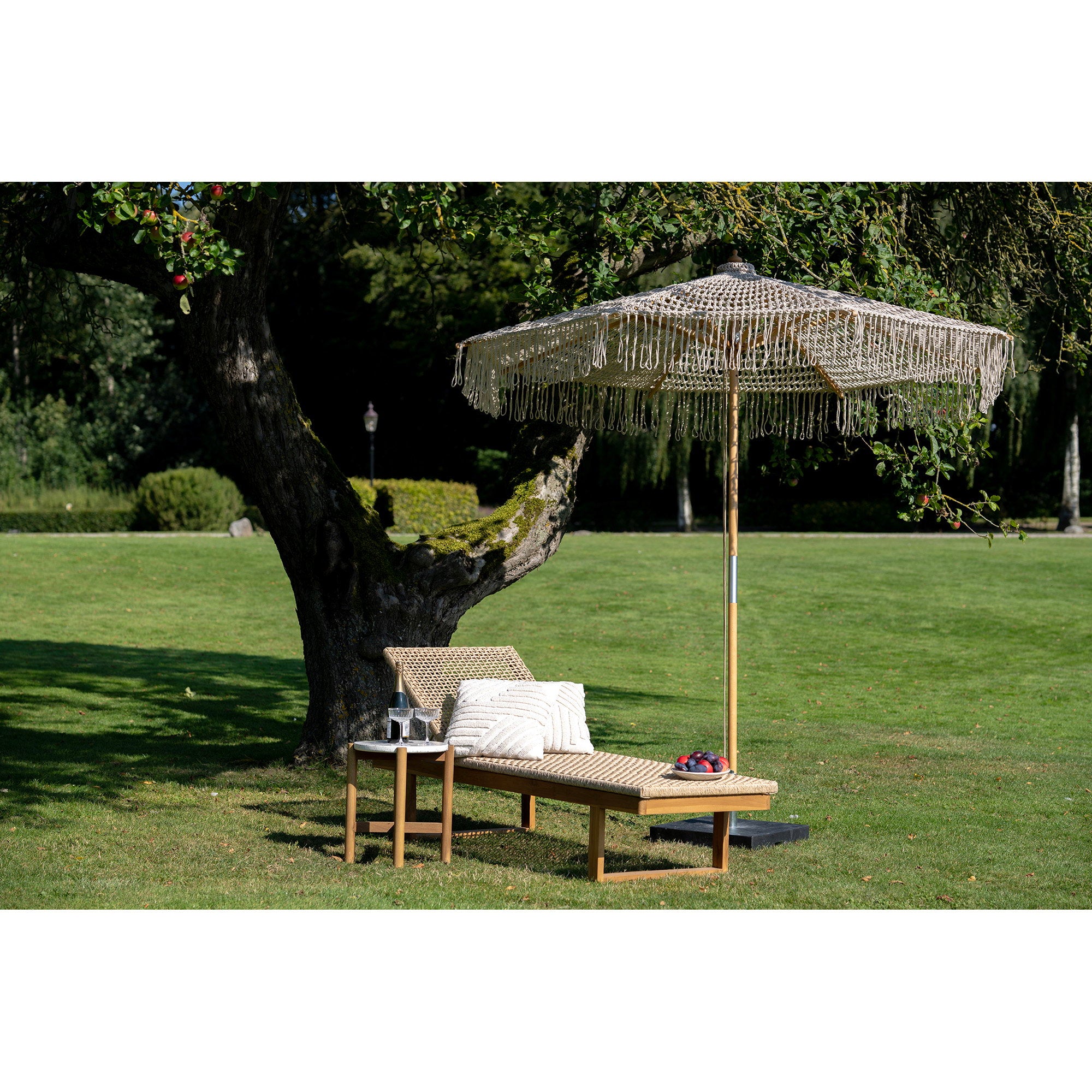 House Nordic Martos Knitted Parasol