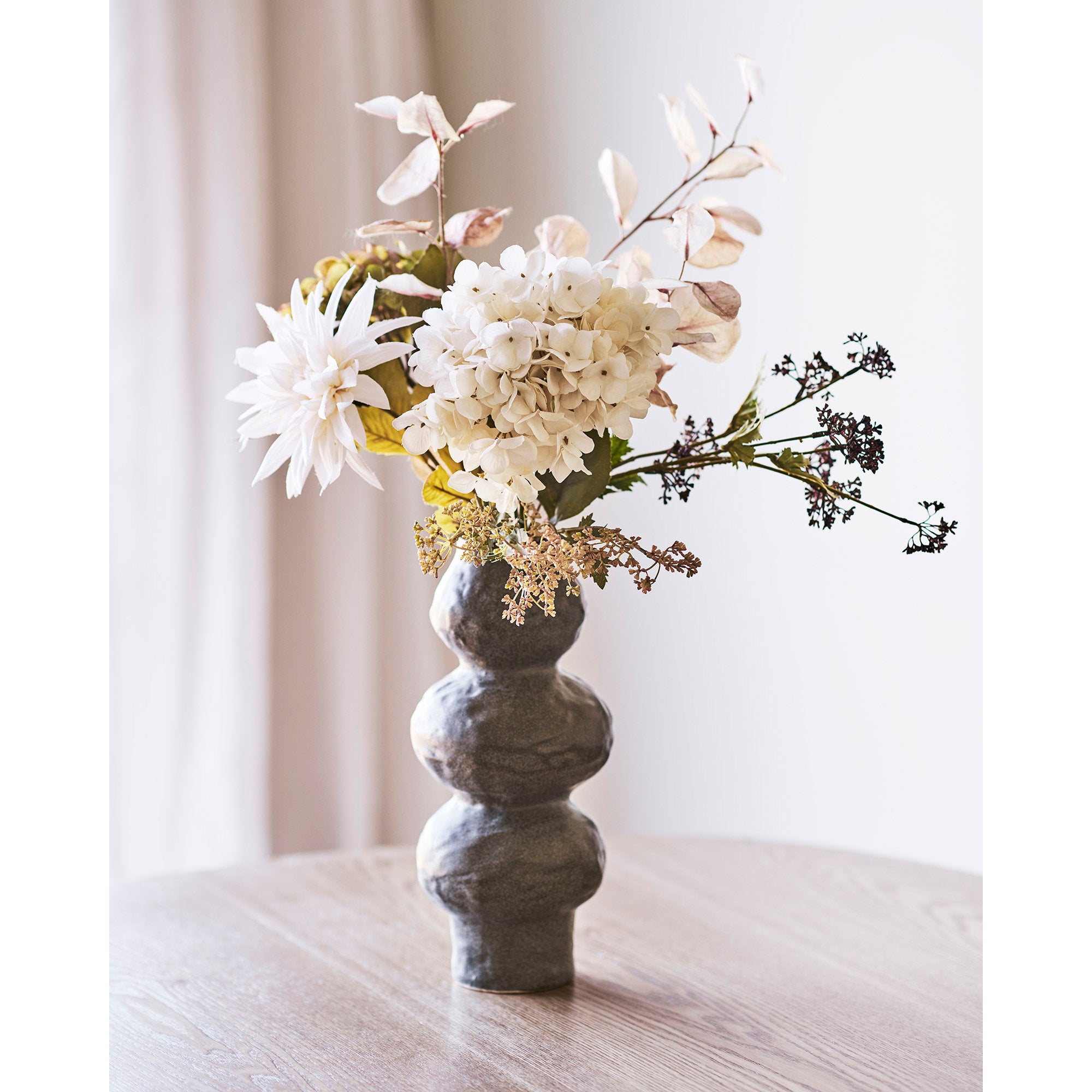 House Nordic Hydrangea Bouquet