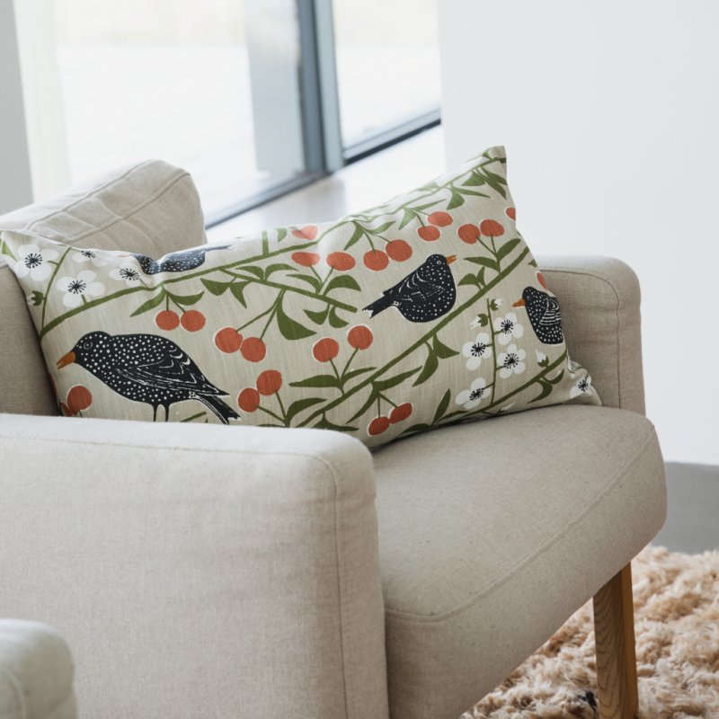 Almedahls Körsbärsträdgården, kuddfodral, beige, 40x70cm