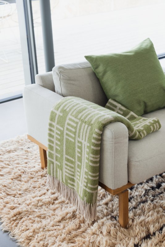 Almedahls Pickepin, pläd, mossgrön beige