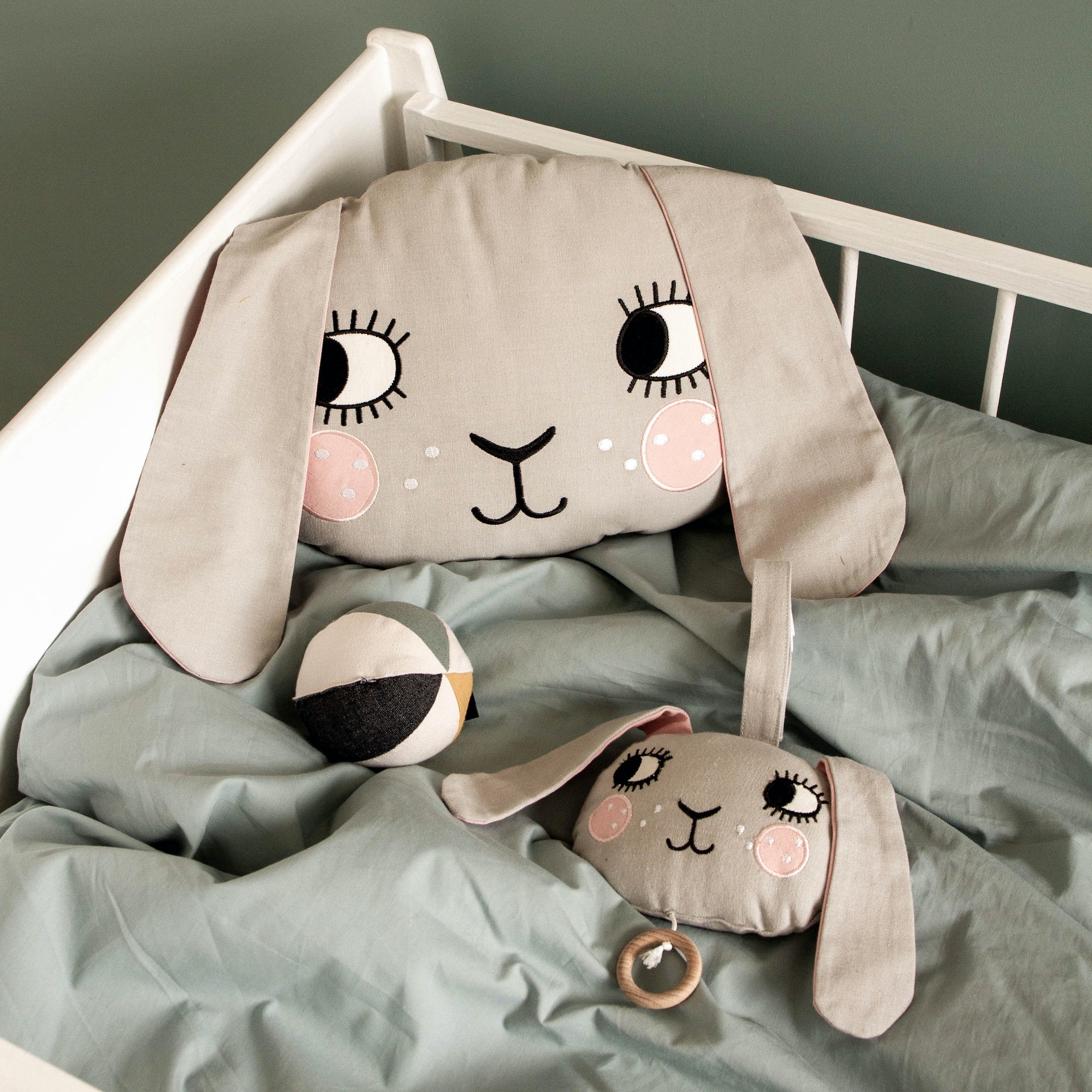 Roommate Bunny kudde