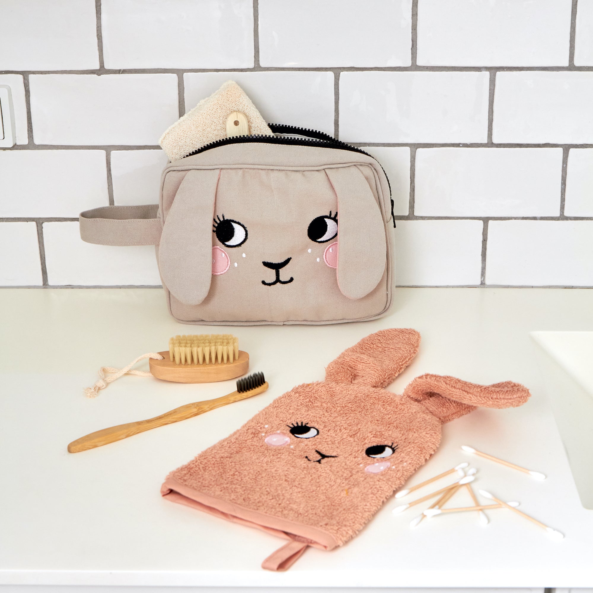 Roommate BUNNY - Wash Bag