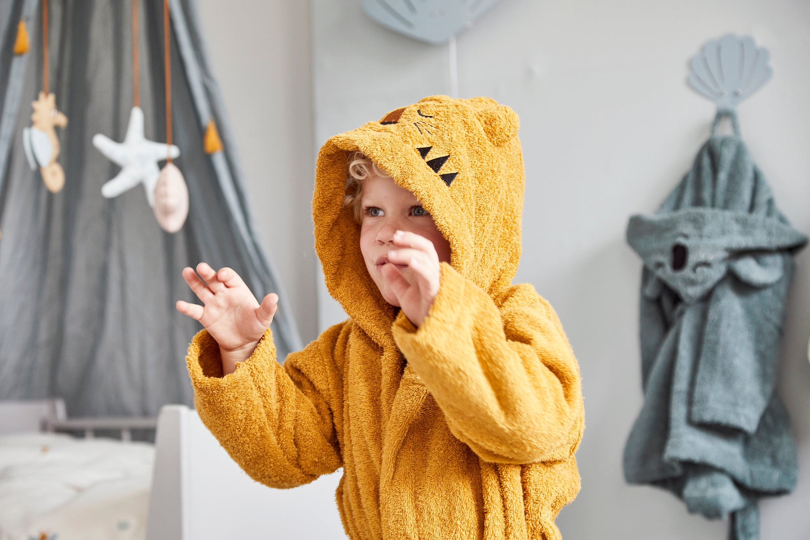 Roommate Bathrobe - TIGER, ochre (3-4 years)