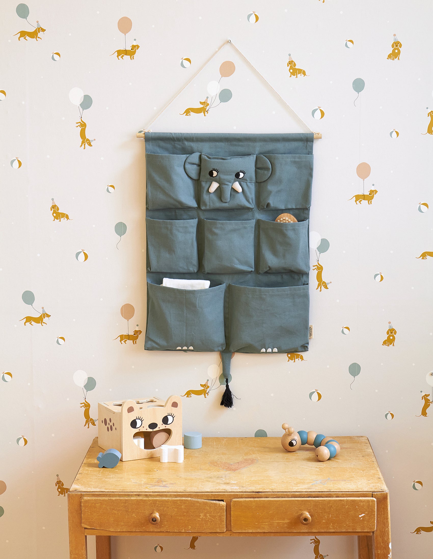 Roommate Wall Organizer Elephant