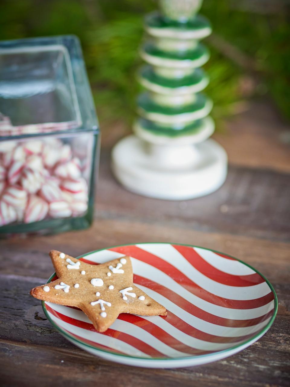 Bloomingville Jolly Tallrik, Röd, Stengods, 6-pack